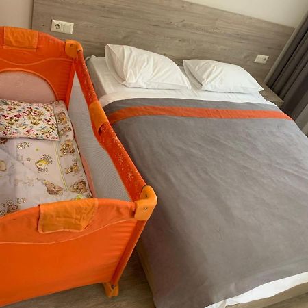 Arena Apartments เคียฟ ภายนอก รูปภาพ