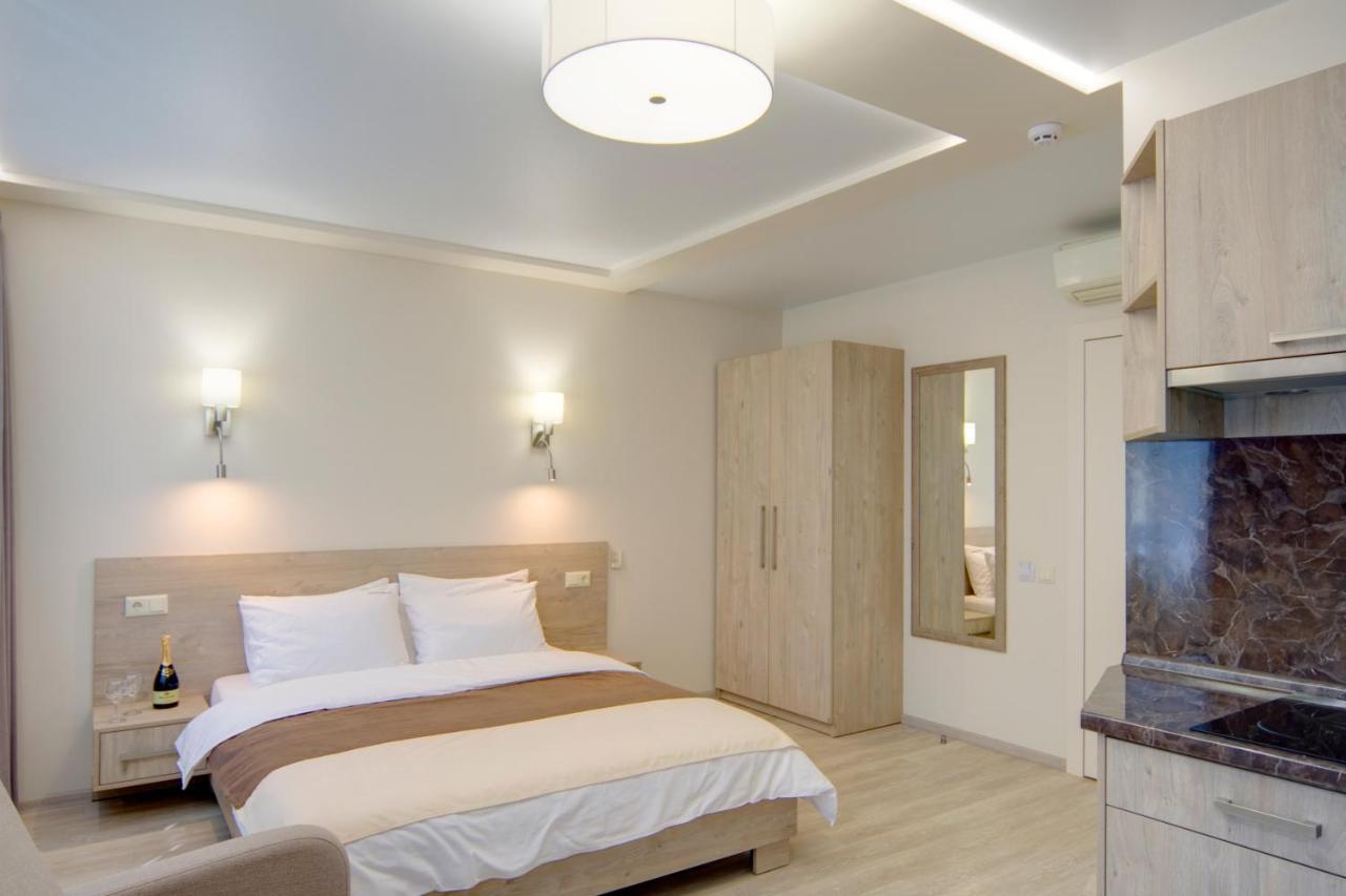 Arena Apartments เคียฟ ภายนอก รูปภาพ
