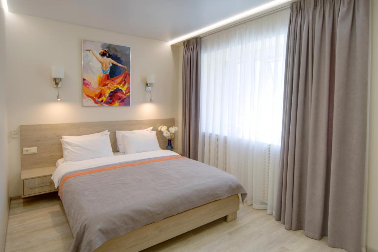 Arena Apartments เคียฟ ภายนอก รูปภาพ
