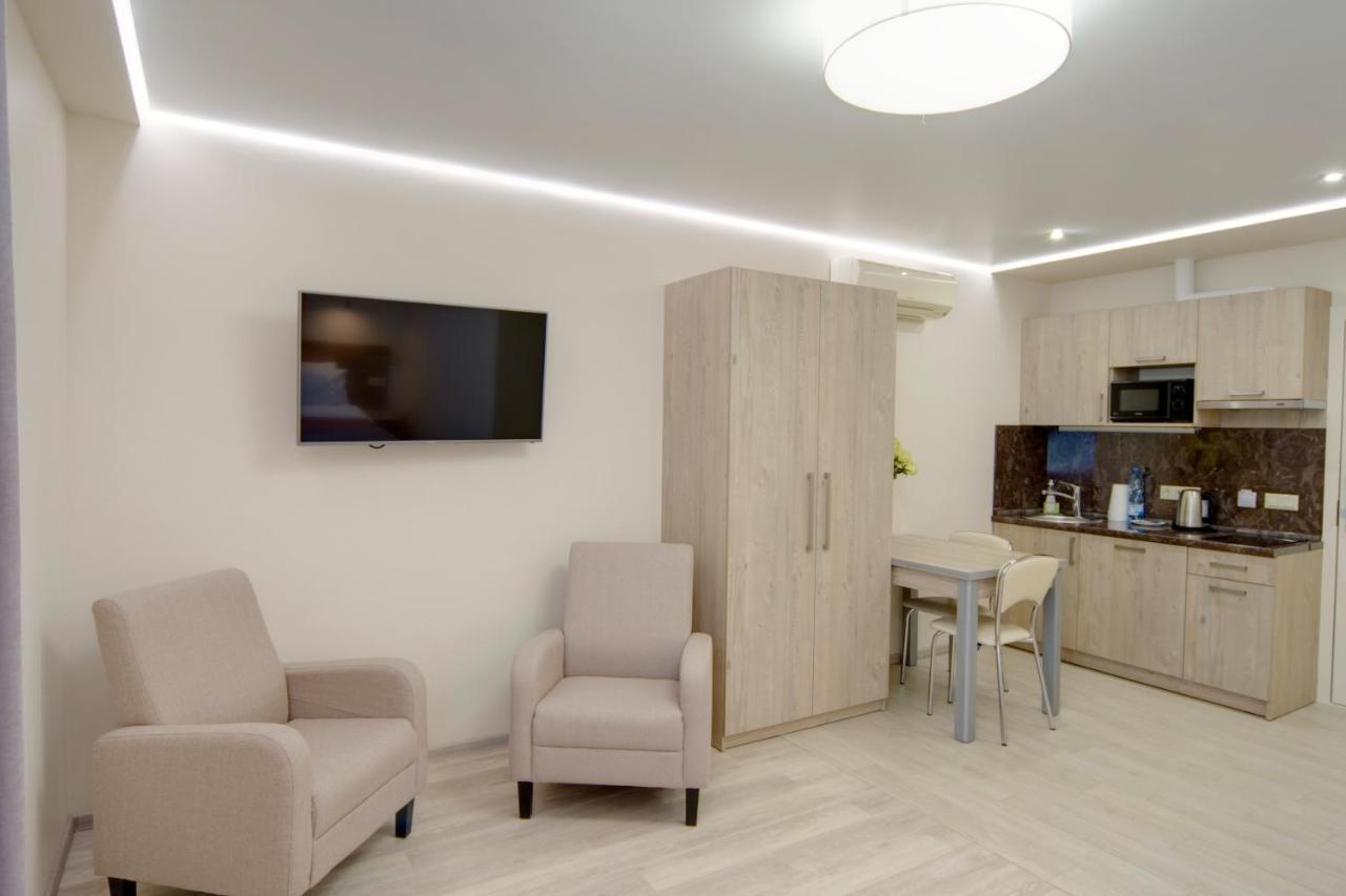 Arena Apartments เคียฟ ภายนอก รูปภาพ