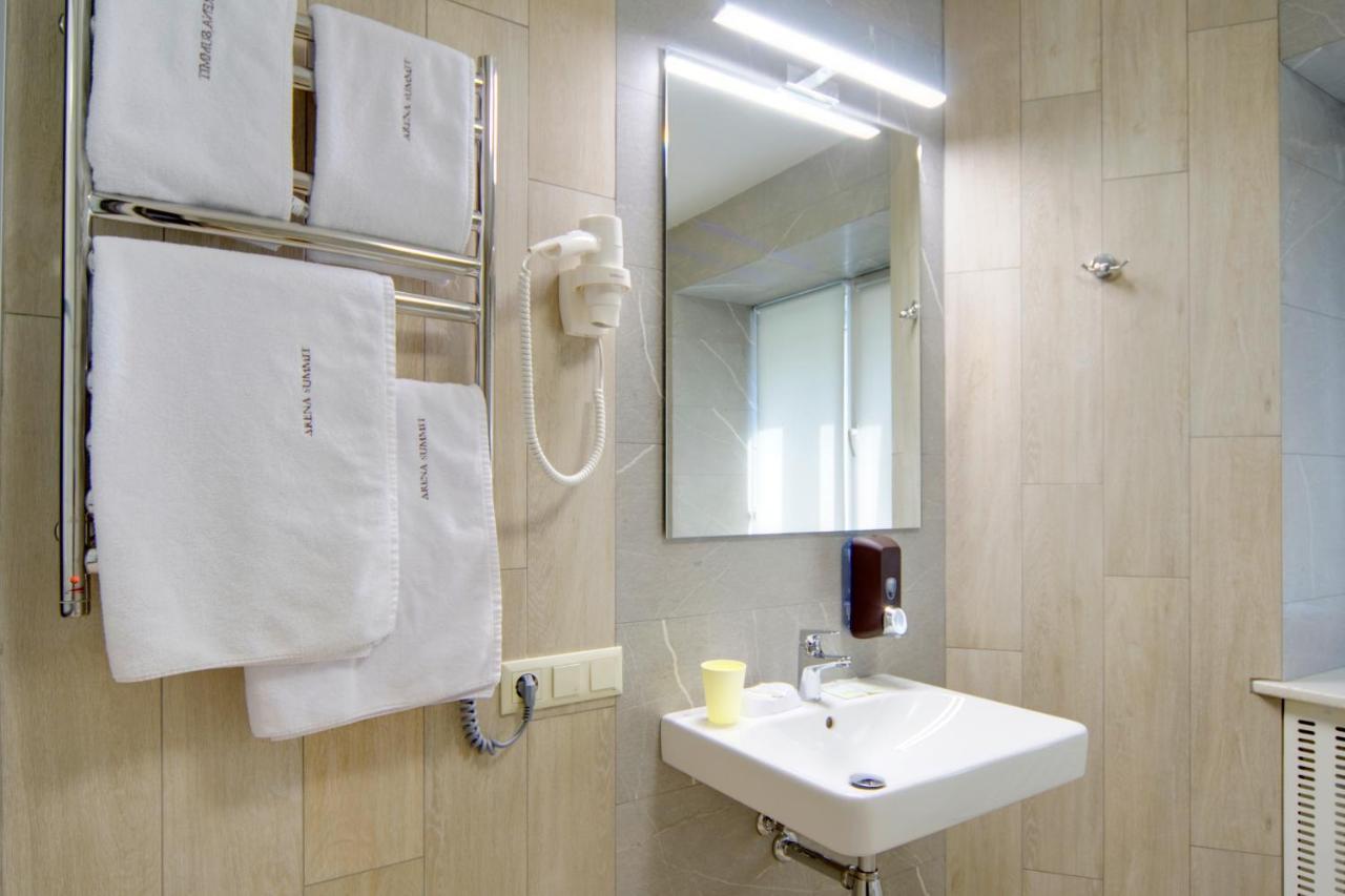 Arena Apartments เคียฟ ภายนอก รูปภาพ